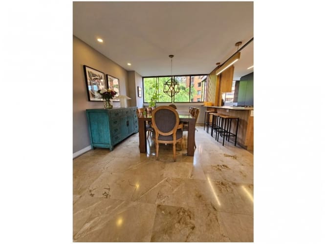 Apartamento de 3 alcobas en venta en El Poblado, Medellín, 189 m² · foto 4 de 10