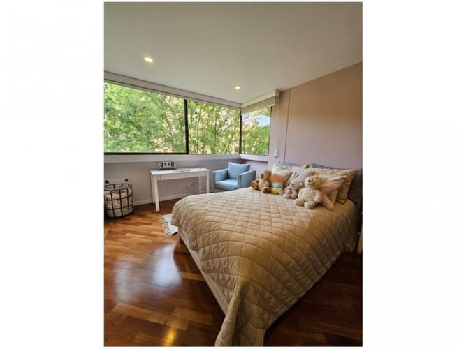 Apartamento de 3 alcobas en venta en El Poblado, Medellín, 189 m² · foto 7 de 10