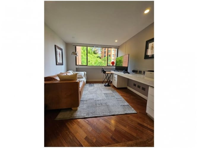 Apartamento de 3 alcobas en venta en El Poblado, Medellín, 189 m² · foto 9 de 10