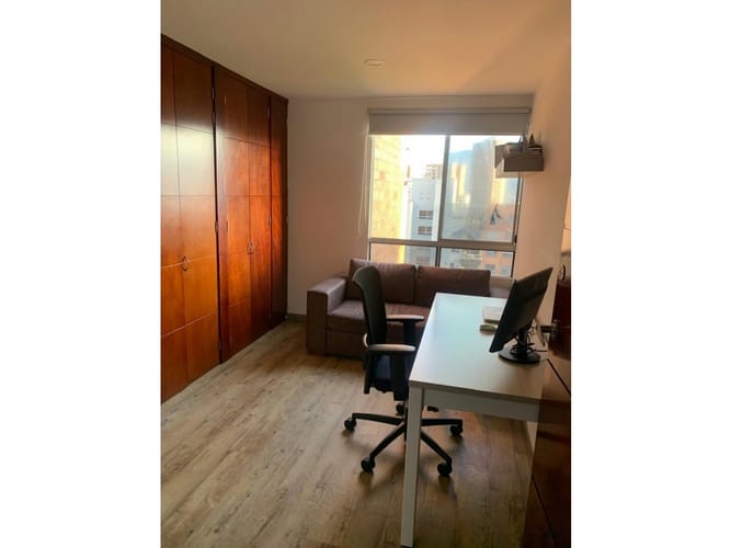 Apartamento de 3 alcobas en venta en El Poblado, Medellín, 138 m² · foto 7 de 9