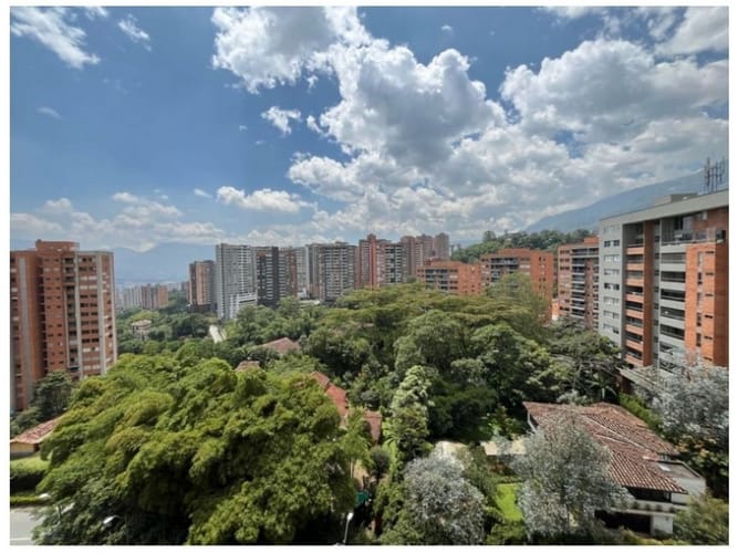 Apartamento en venta en Cumbres, Envigado · foto 7 de 17