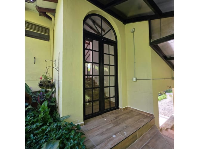 Casa de 6 alcobas en venta en Escobero, Envigado, 478 m² · foto 2 de 14