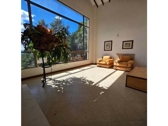 Casa de 6 alcobas en venta en Escobero, Envigado, 478 m² · foto 5 de 14