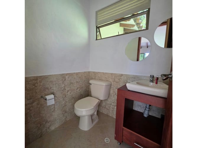 Casa de 6 alcobas en venta en Escobero, Envigado, 478 m² · foto 9 de 14