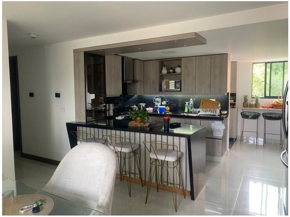 Apartamento en venta en La Castellana, Medellín · foto 8 de 24