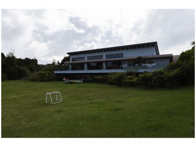 Casa de 4 alcobas en venta en Las Palmas, Envigado, 1032 m² · foto 4 de 24
