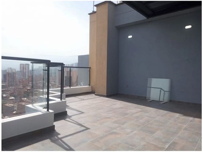 Apartamento de 2 alcobas en venta en Sabaneta Real, Sabaneta, 126 m² · foto 2 de 11