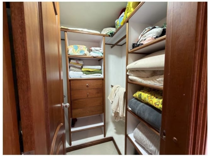 Apartamento de 4 alcobas en venta en Laureles, Medellín, 100 m² · foto 16 de 24