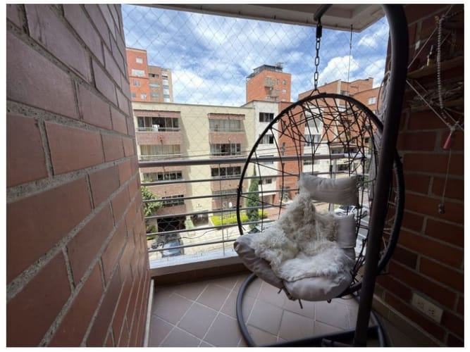 Apartamento de 4 alcobas en venta en Laureles, Medellín, 100 m² · foto 20 de 24