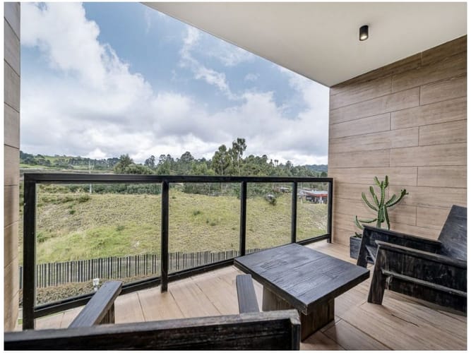 Apartamento de 2 alcobas en venta en Las Palmas, Envigado, 197 m² · foto 6 de 22