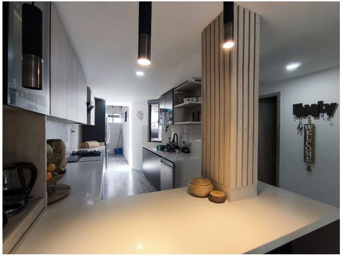 Casa de 3 alcobas en venta en La Abadia, Medellín, 186 m² · foto 2 de 23