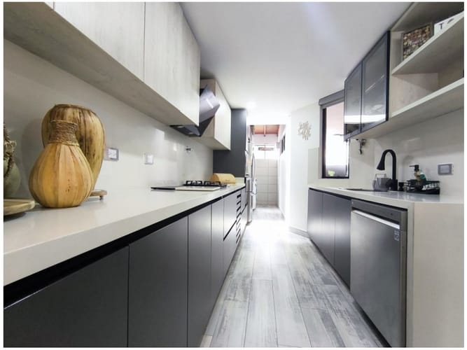 Casa de 3 alcobas en venta en La Abadia, Medellín, 186 m² · foto 6 de 23