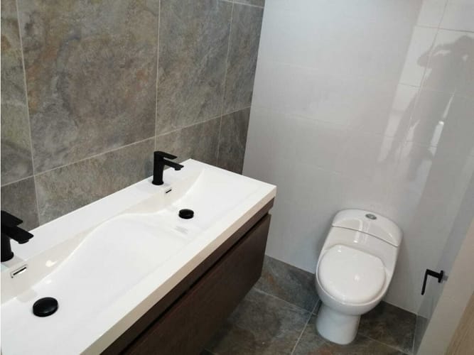 Apartamento de 2 alcobas en venta en Cristo Rey, Medellín, 82 m² · foto 5 de 6