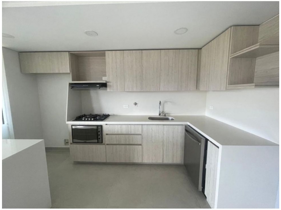 Apartamento en venta en El Trianon, Envigado · foto 3 de 15
