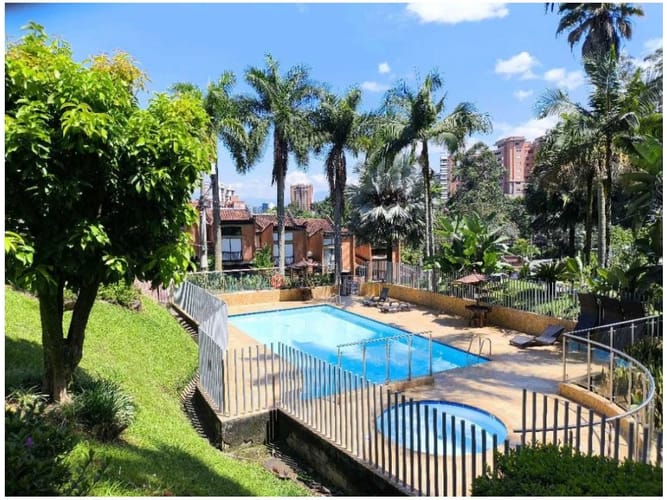 Casa de 3 alcobas en venta en La Abadia, Medellín, 186 m² · foto 22 de 23