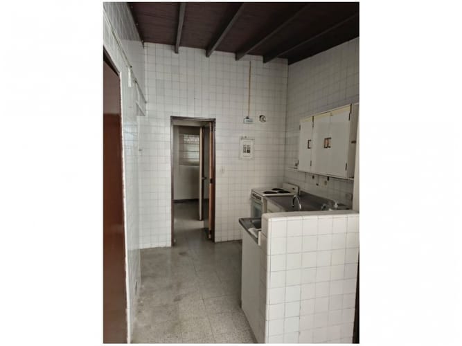 Casa de 3 alcobas en venta en Laureles, Medellín, 210 m² · foto 7 de 24