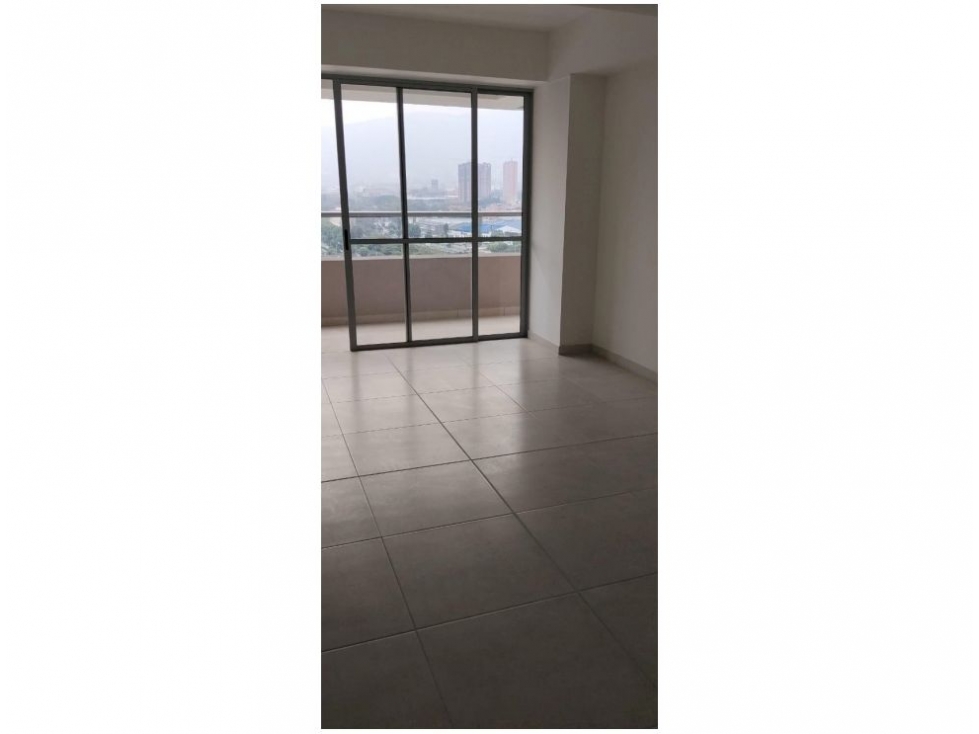 Apartamento en venta en El Portal, Envigado · foto 2 de 6