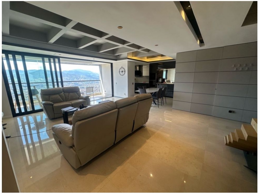 Apartamento en venta en Loma De Las Brujas, Envigado · foto 4 de 24