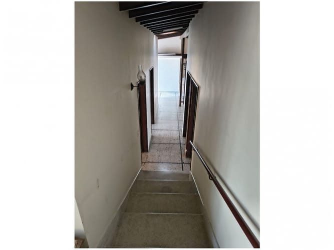 Casa de 3 alcobas en venta en Laureles, Medellín, 210 m² · foto 11 de 24