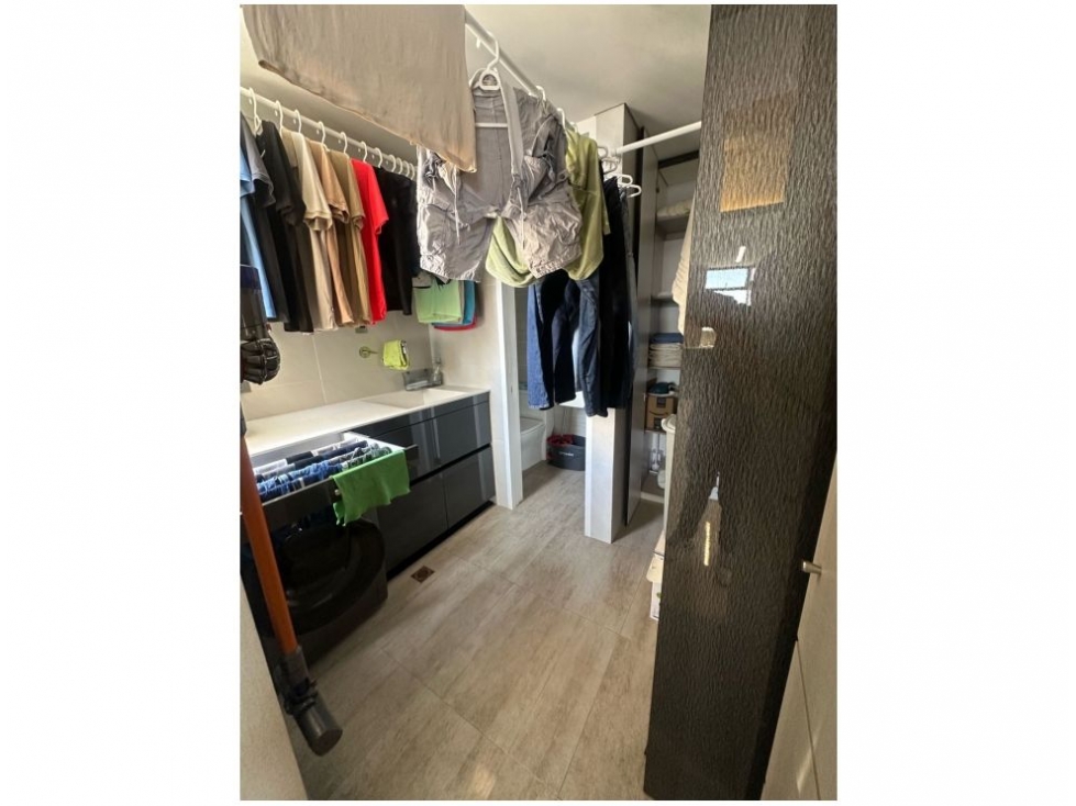 Apartamento en venta en Loma De Las Brujas, Envigado · foto 6 de 24