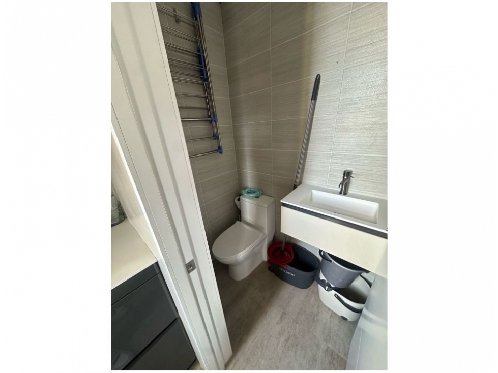 Apartamento en venta en Loma De Las Brujas, Envigado · foto 7 de 24