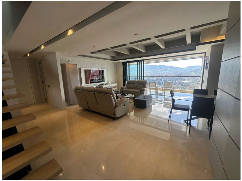 Apartamento en venta en Loma De Las Brujas, Envigado · foto 8 de 24