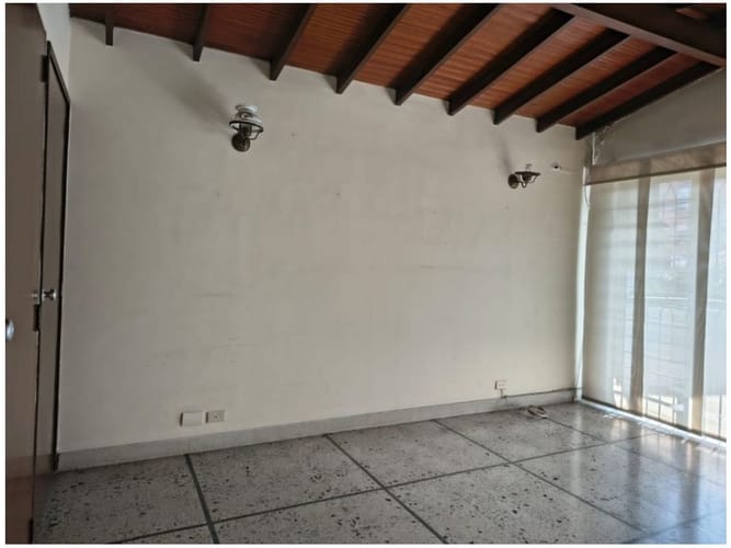 Casa de 3 alcobas en venta en Laureles, Medellín, 210 m² · foto 14 de 24