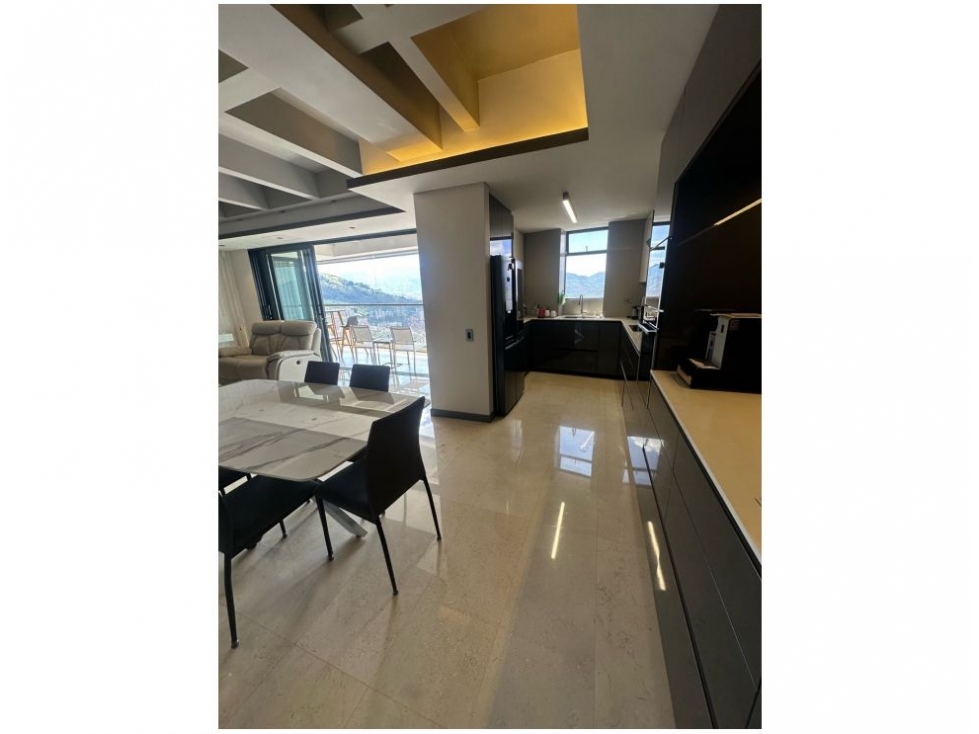 Apartamento en venta en Loma De Las Brujas, Envigado · foto 9 de 24