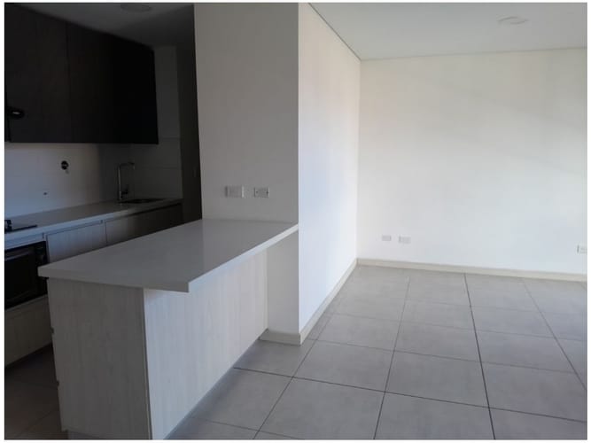 Apartamento de 3 alcobas en venta en Los Colores, Medellín, 75 m² · foto 5 de 21
