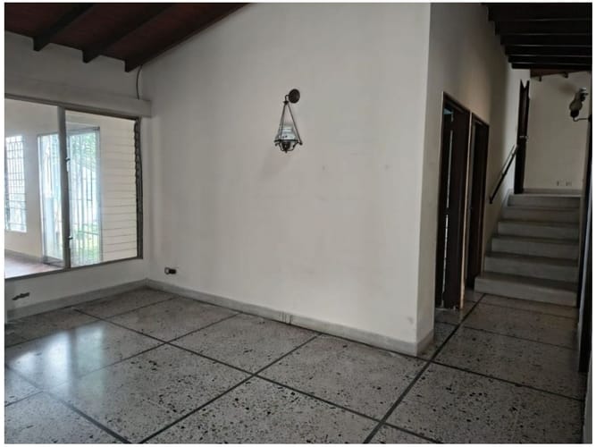 Casa de 3 alcobas en venta en Laureles, Medellín, 210 m² · foto 19 de 24