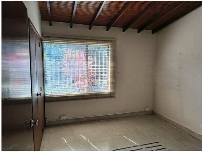Casa de 3 alcobas en venta en Laureles, Medellín, 210 m² · foto 21 de 24
