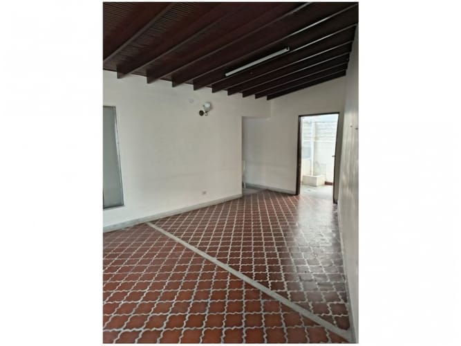Casa de 3 alcobas en venta en Laureles, Medellín, 210 m² · foto 23 de 24