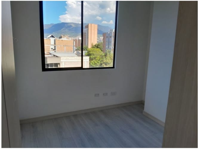 Apartamento de 3 alcobas en venta en Los Colores, Medellín, 75 m² · foto 16 de 21
