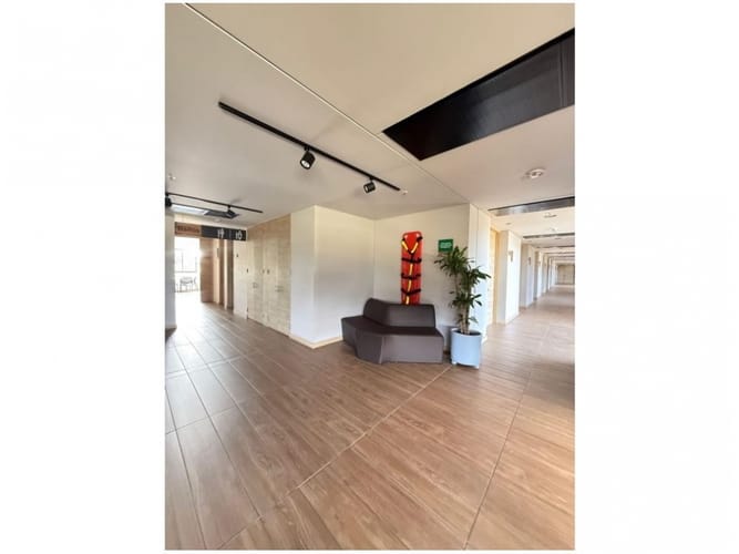 Oficina en venta en Loma Del Chocho, Envigado, 67 m² · foto 11 de 13