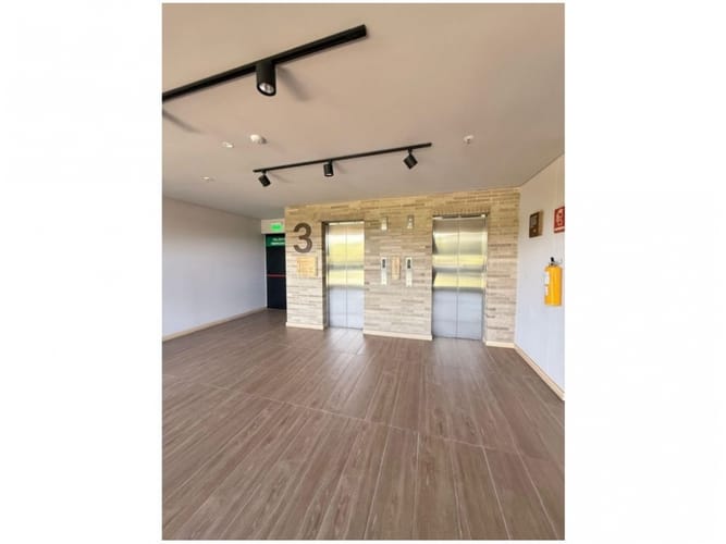 Oficina en venta en Loma Del Chocho, Envigado, 67 m² · foto 12 de 13