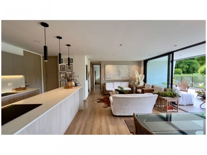 Apartamento de 2 alcobas en venta en Sajonia, Rionegro, 113 m² · foto 4 de 24