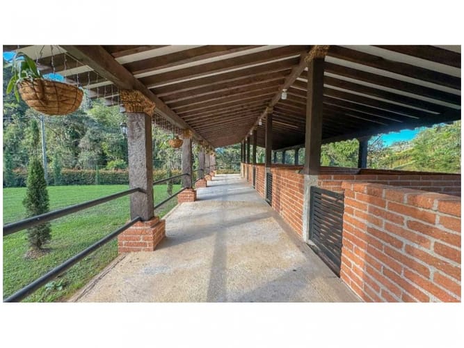 Finca en venta en Sajonia, Medellín, 400 m² · foto 6 de 24