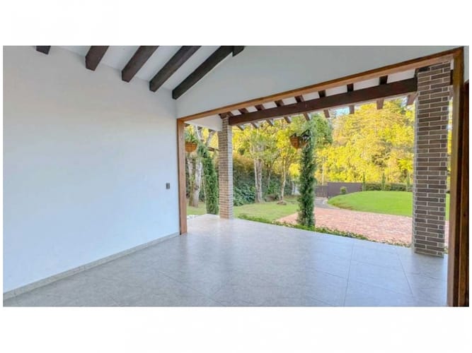 Finca en venta en Sajonia, Medellín, 400 m² · foto 9 de 24