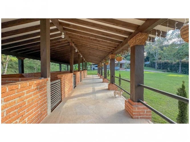 Finca en venta en Sajonia, Medellín, 400 m² · foto 10 de 24
