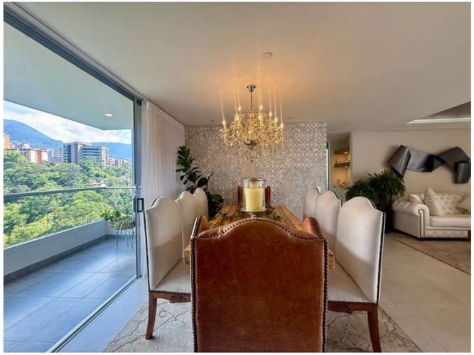 Apartamento de 3 alcobas en venta en Loma Benedictinos, Medellín, 211 m² · foto 9 de 23