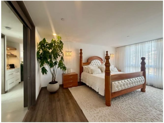 Apartamento de 3 alcobas en venta en Loma Benedictinos, Medellín, 211 m² · foto 19 de 23