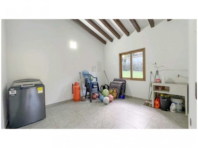 Finca en venta en Sajonia, Medellín, 400 m² · foto 24 de 24