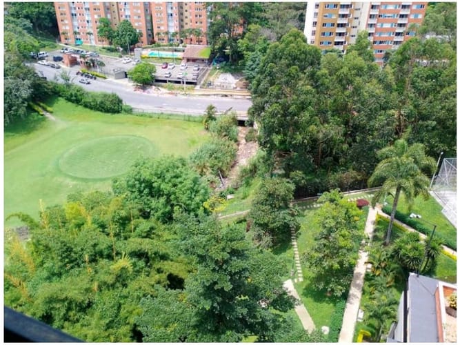 Apartamento de 3 alcobas en venta en El Rodeo, Medellín, 69 m² · foto 8 de 23
