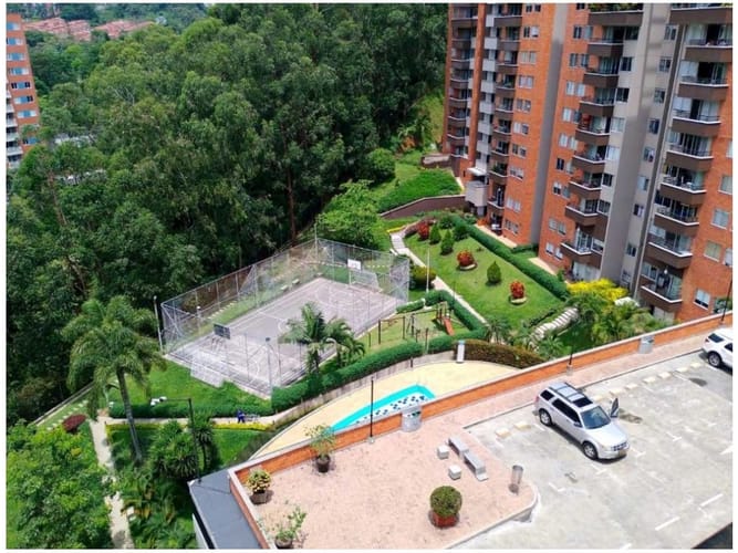 Apartamento de 3 alcobas en venta en El Rodeo, Medellín, 69 m² · foto 11 de 23