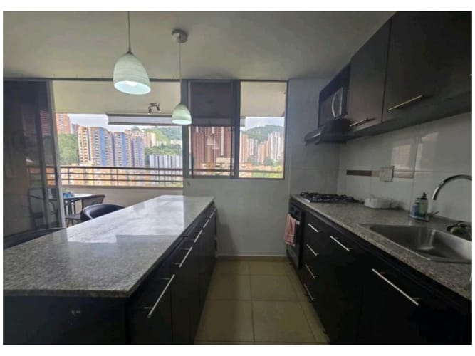 Apartamento de 3 alcobas en venta en El Rodeo, Medellín, 69 m² · foto 19 de 23
