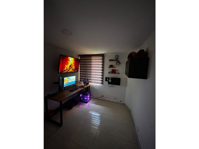Apartamento de 3 alcobas en venta en El Poblado, Medellín, 78 m² · foto 21 de 24