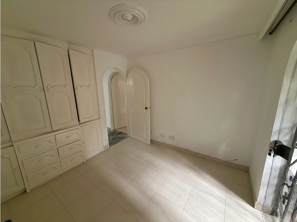 Apartamento en venta en El Portal, Envigado · foto 5 de 10