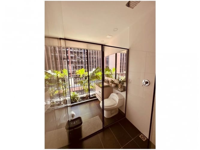 Apartamento de 2 alcobas en venta en El Poblado, Medellín, 88 m² · foto 8 de 8