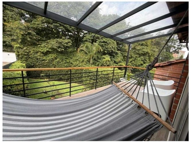 Casa de 3 alcobas en venta en Altos Del Poblado, Medellín, 200 m² · foto 9 de 10