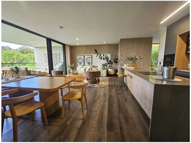 Apartamento de 3 alcobas en venta en Guayabito, Medellín, 199 m² · foto 4 de 16